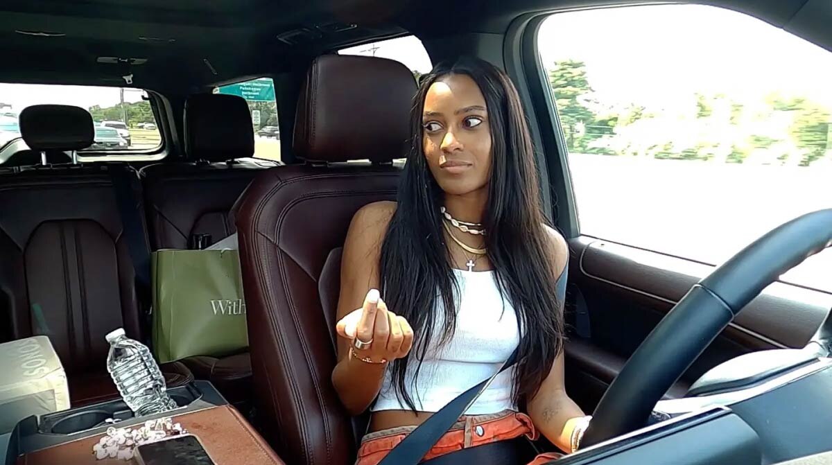 Watch Summer House Image