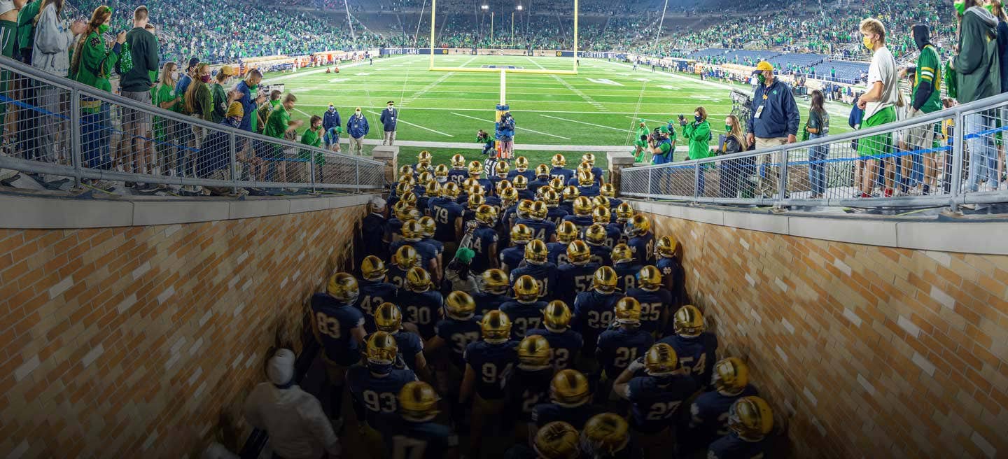 Watch Notre Dame Football Live Streaming Peacock Premium