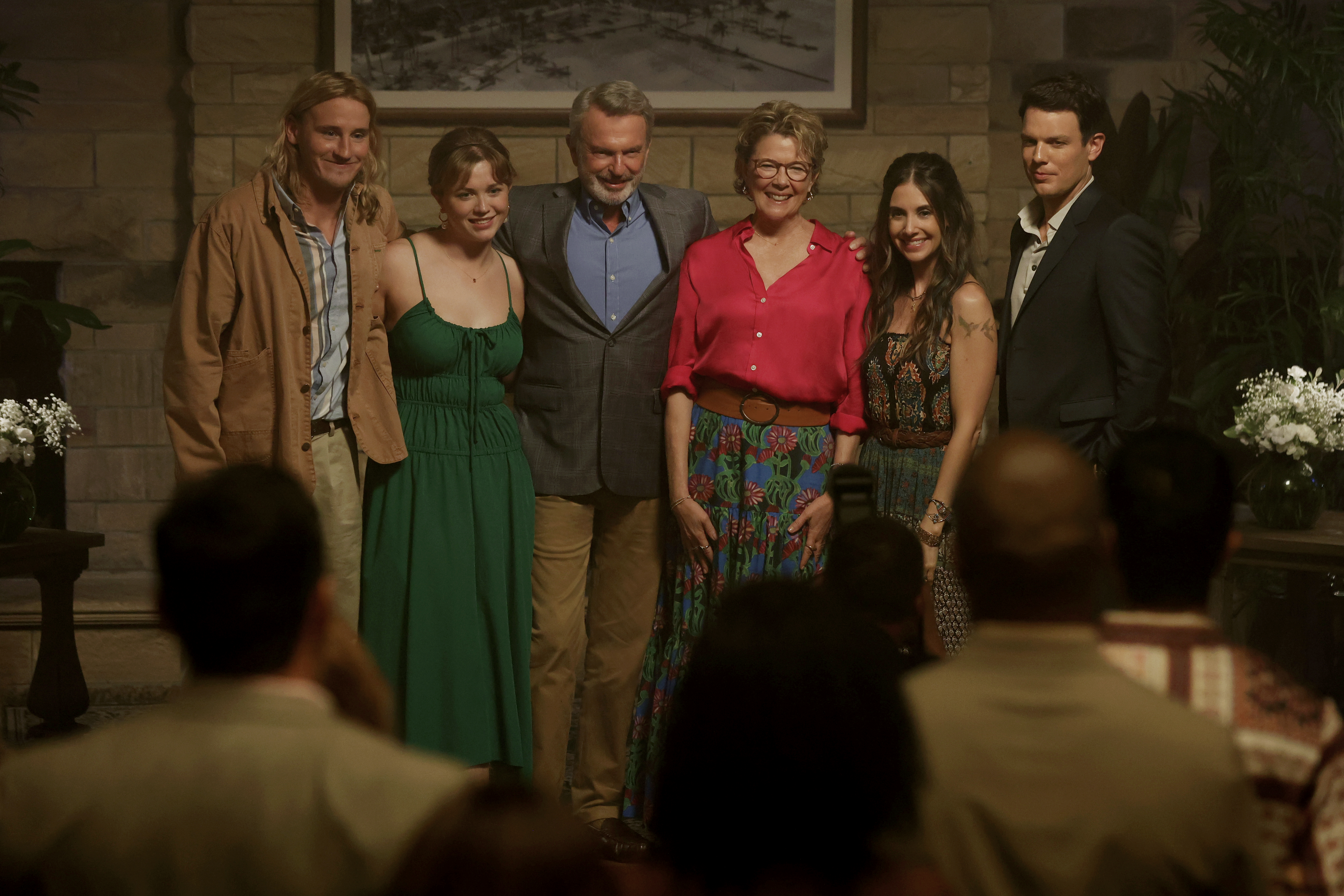 Conor Merrigan-Turner, Essie Randles, Sam Neill, Annette Bening, Alison Brie, Jake Lacy (L-R) in Apples Never Fall