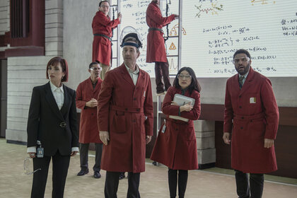 Vivienne (Zoe Lister-Jones), Les (Matthew Macfadyen), Janet (Rong Fu), RPW (O-T Fagbenle) reacting on The Miniature Wife Season 1.