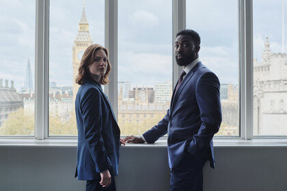 Rachel Carey (Holliday Grainer) and Isaac Turner (Paapa Essiedu) on The Capture Season 3 Episode 1.
