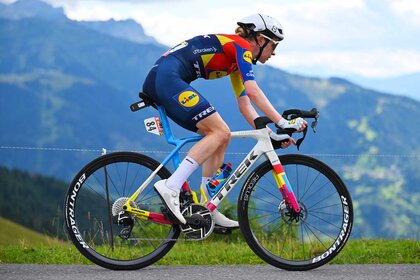Riejanne Markus of the Netherlands biking through the mountains during Stage 9 of the 2025 Tour de France Femmes.
