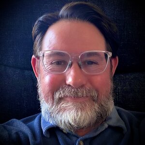 Headshot of Adam Pockross
