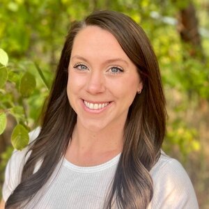 Headshot of Kaitlin Kimont