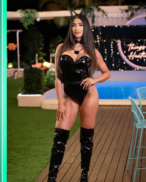 Parmida hearts on fire challenge love island usa season 8