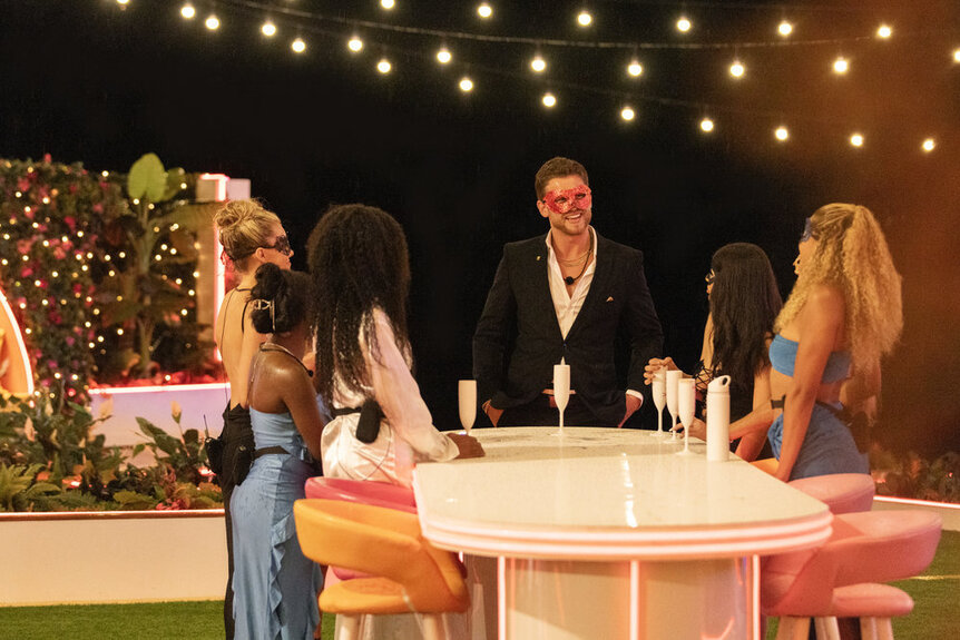 Love island season hotsell 5 episode 8 free