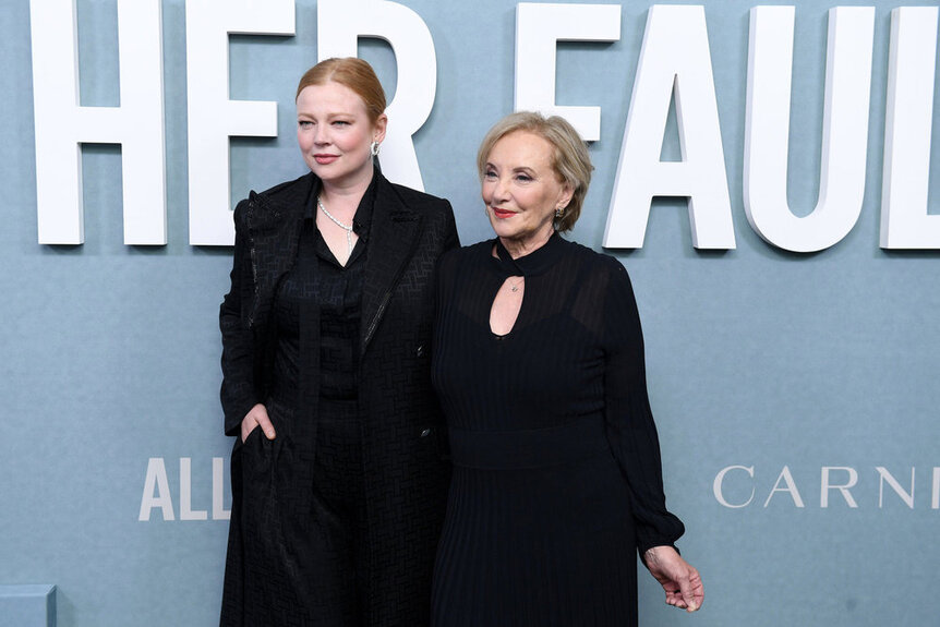 Sarah Snook and J. Smith-Cameron