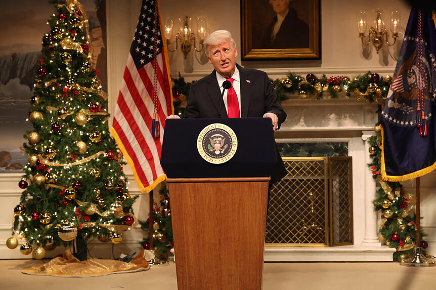 SNL Ariana Grande Trump Cold Open