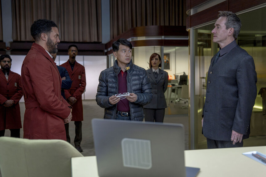 RPW (O-T Fagbenle), Hilton (Ronny Chieng), Vivienne (Zoe Lister-Jones), and Les (Matthew Macfadyen) talking on The Miniature Wife Season 1.